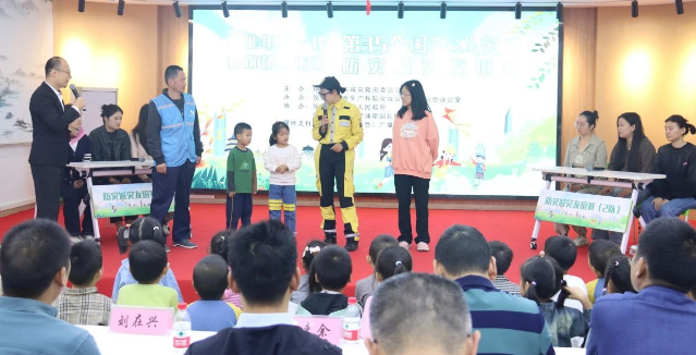 仪征市青山镇胥浦家园社区：构筑坚不可摧的安全防线