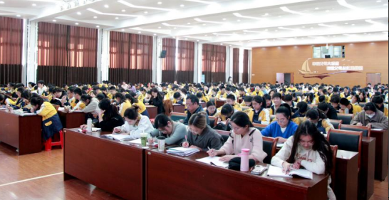 张斌特级教师工作坊送教扬州陈俊学校