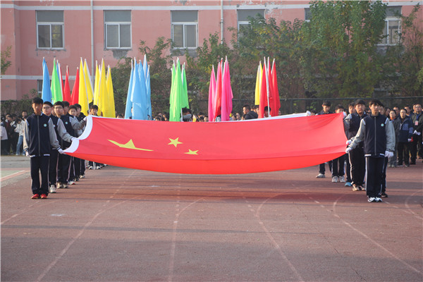 b9dcceb0b0617fce0e2b8779a743384.jpg