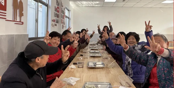 仪征市真州镇东园社区：浓浓“年”味进社区 “饺”你一起来策“话”