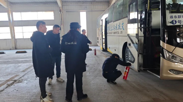 仪征市交通运输综合执法大队：开展安全检查 为春运保驾护航