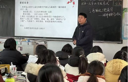 扬州公道中学：深耕细耘勤探索 靶向突破重难点
