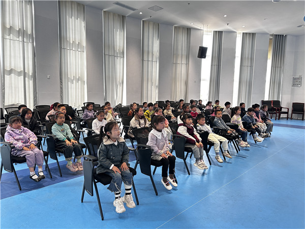 清明融于情，传统润童心——盱眙县盱城街道中心幼儿园开展清明节主题活动