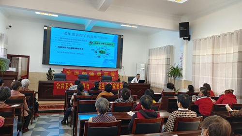 新兴社区：举办健康讲座  提高居民健康意识