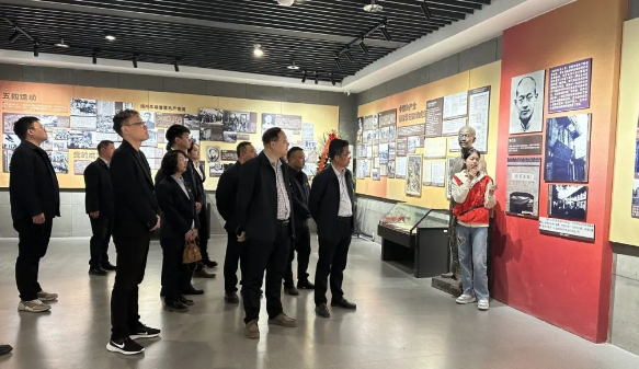 江苏邗建集团党委：组织开展新党员入党宣誓主题党日活动