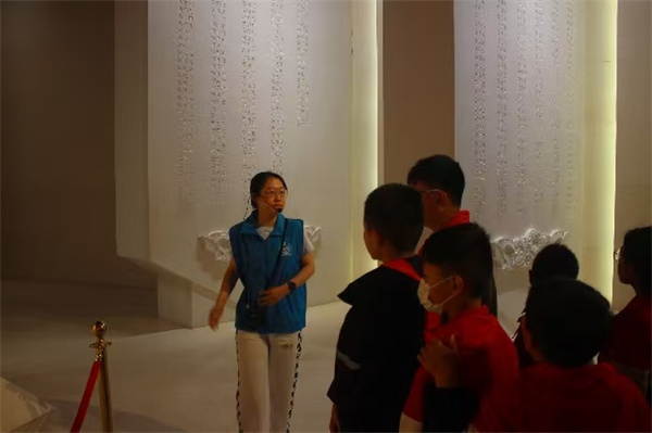 盱眙县旧铺中心小学赴宁开展“追寻红色足迹，传承爱国精神”研学活动