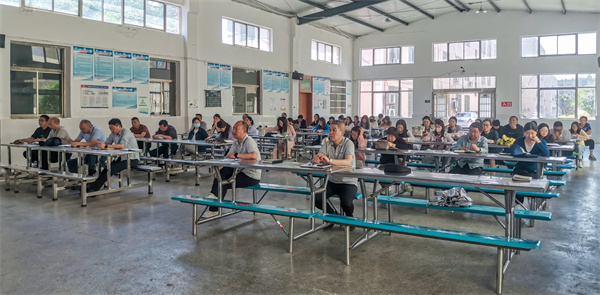 严守纪律红线 共筑廉洁防线——盱眙县维桥小学开展纪法宣讲暨警示教育活动