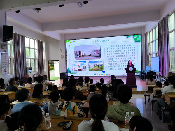 幼小衔接零距离 童心初探小学梦——盱眙县马坝中心幼儿园大班幼儿参观马坝