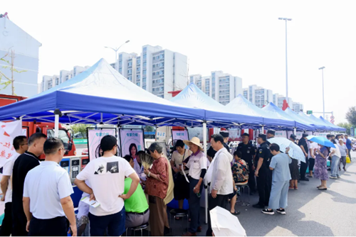 禄口街道开展红十字博爱送健康活动