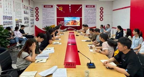 仪征经济开发区：青锋砺剑 书香致远