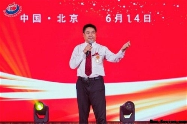 1S43AQ9-8.jpg