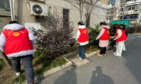 仪征市真州镇：实干迎新春 扫出“真”年味