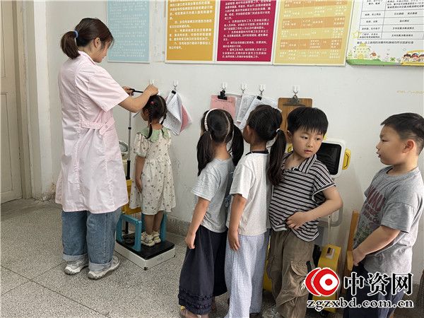 健康护航,快乐成长——盱眙县城南中心幼儿园开展幼儿健康体检活动