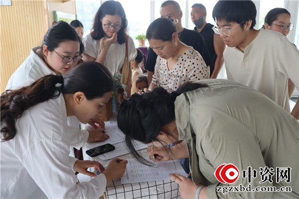 缤纷夏日行，萌娃初体验——盱眙县盱城街道中心幼儿园开展新生亲子体验活动